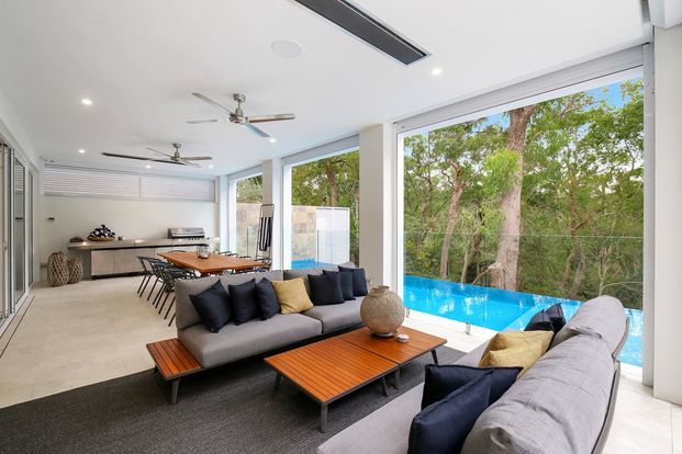 Luxury Build and Constructions