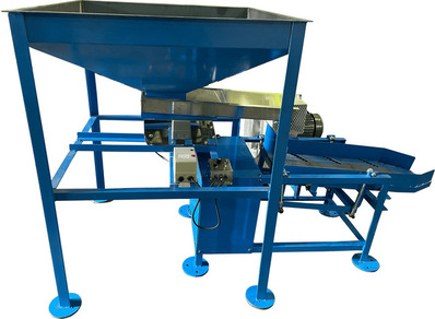 AUTOMATIC FEEDING BUCKET