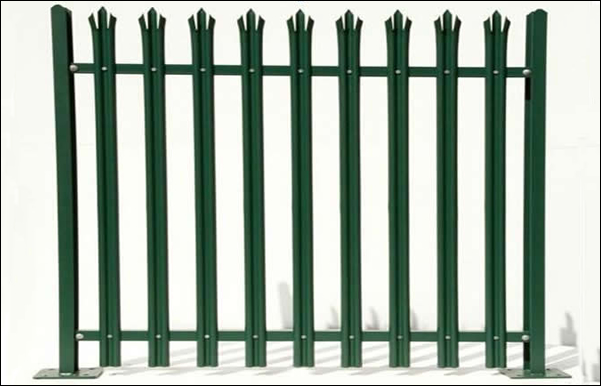 Triple Spike Pointed Palisade Fence