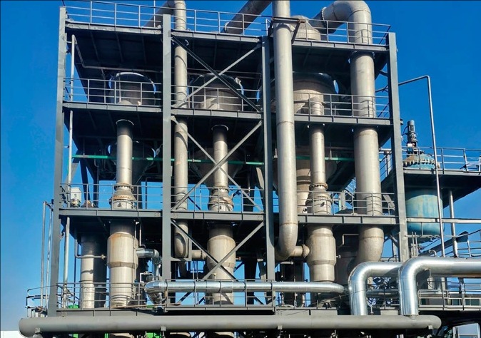 MULTIPLE-EFFECT EVAPORATOR