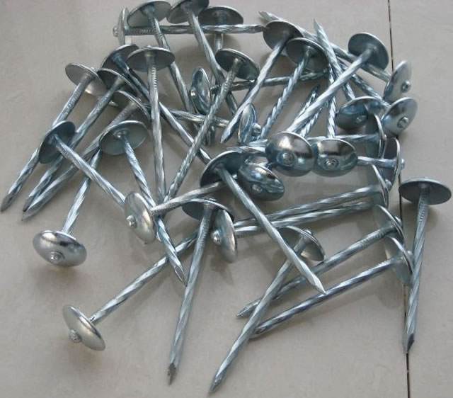 Pako, brads at Hooks, metal, para sa pang-atip