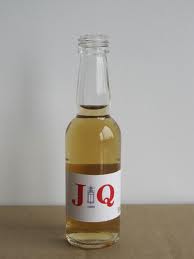 Bote, baso, para inumin at inumin