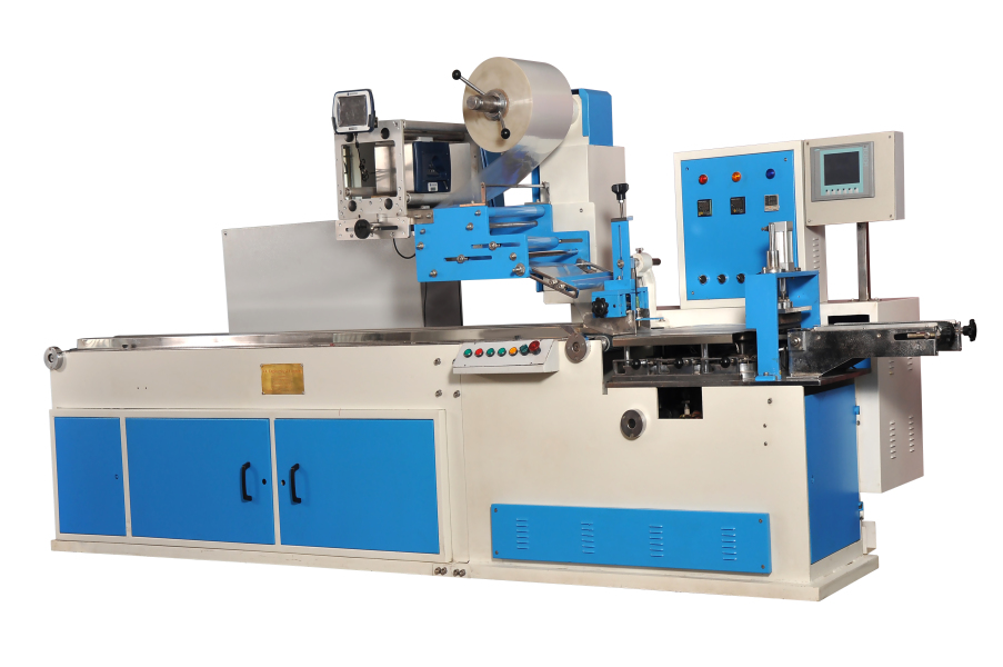 Horizontal flow wrap machine