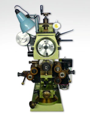 వజ్రాల కత్తరింపు యంత్రాలు మరియు పరికరాలు