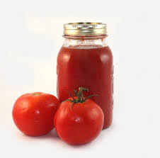 Tomato and basil pasta sauce