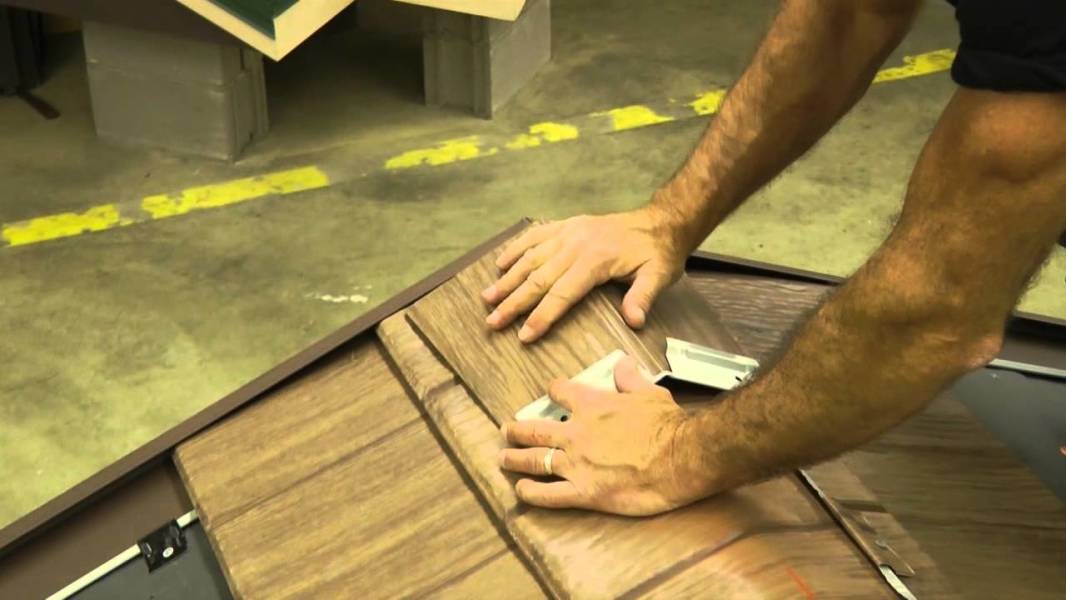 Why use Western Red Cedar Shingles for Roofing or Cladding?