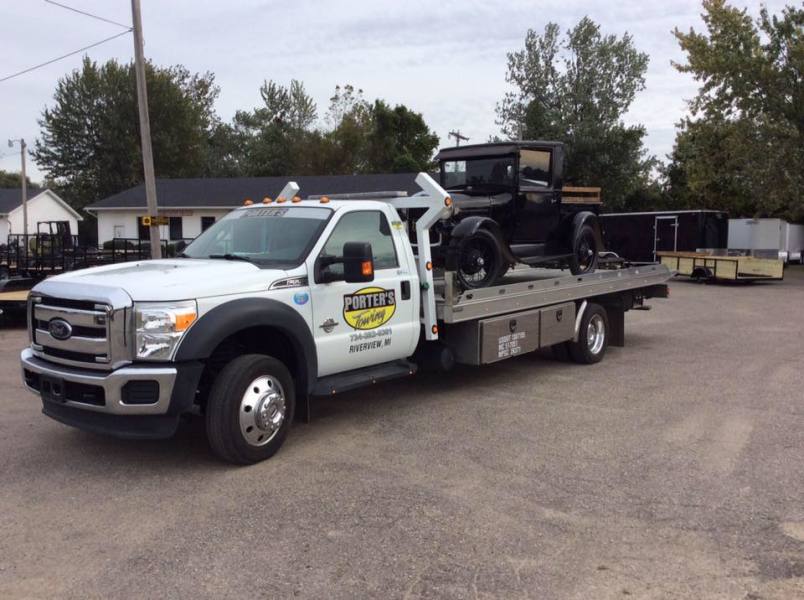Towing service, automotive