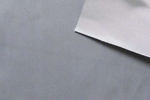 Glass fabric coated with silicone