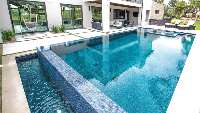 Patio და deck, მშენებლები