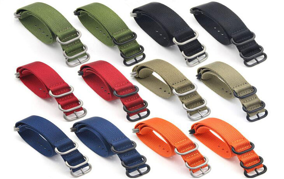 Féach ar bannaí, straps agus bráisléid