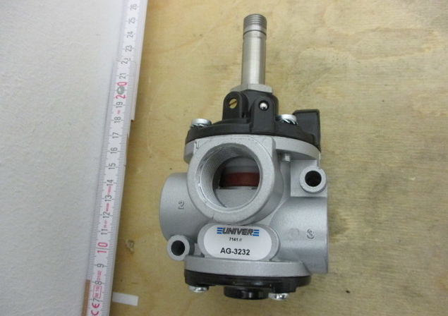 Valve Univer AG-3232 