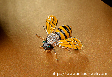 Bees insect earring and buttons