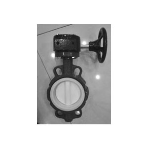 Valve at pipe fitting