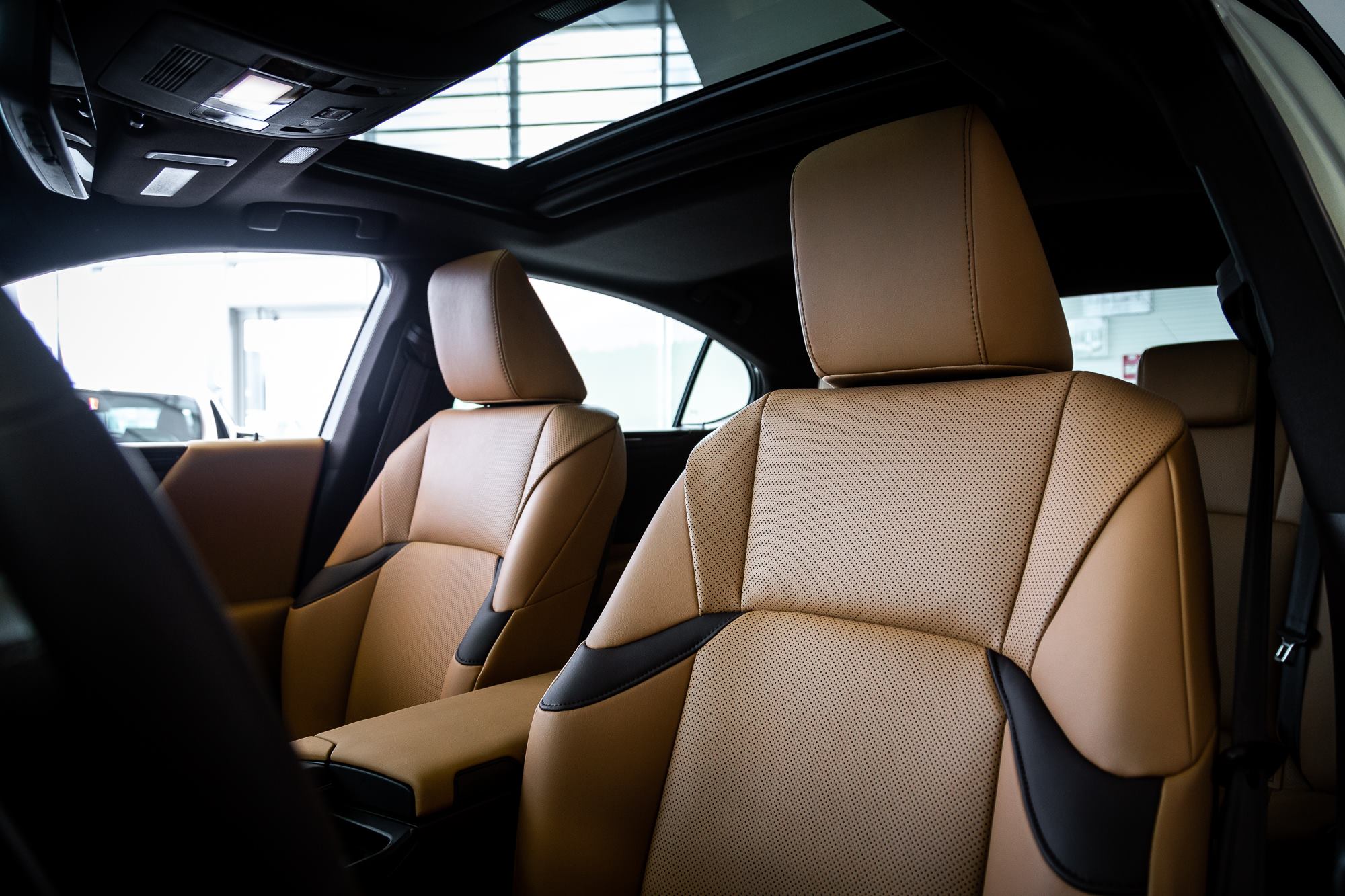 Lexus  ES