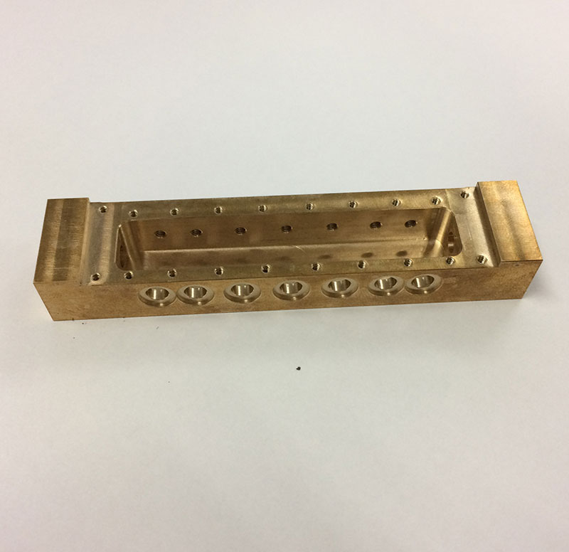 Machining vituo, kompyuta numerically kudhibitiwa (CNC) ujumi