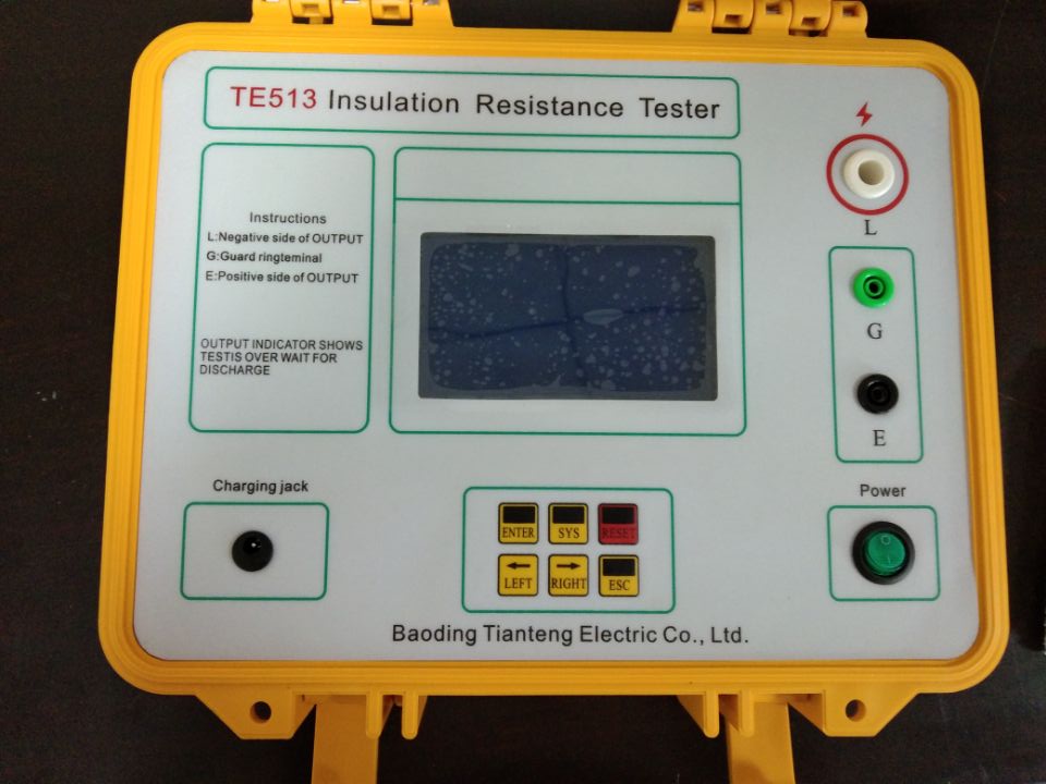 De-kuryente at electronic equipment