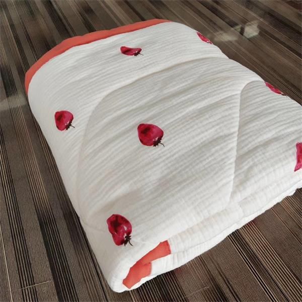 Kumot, comforters at mga kagamitan sa kama