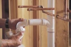 Водопроводчици, инструменти и оборудване