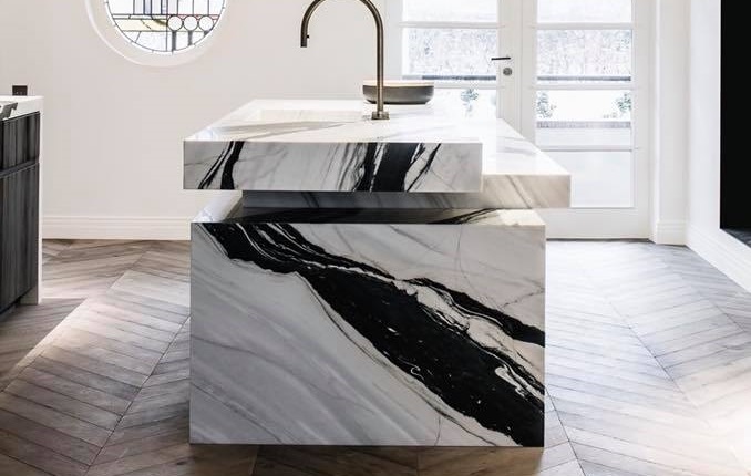 ROYAL STONE
