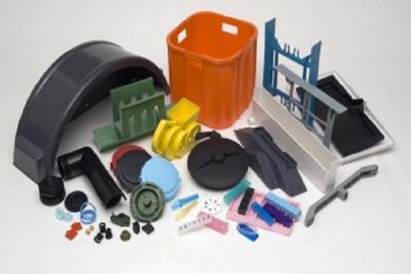 Custom plastic injection molding services,