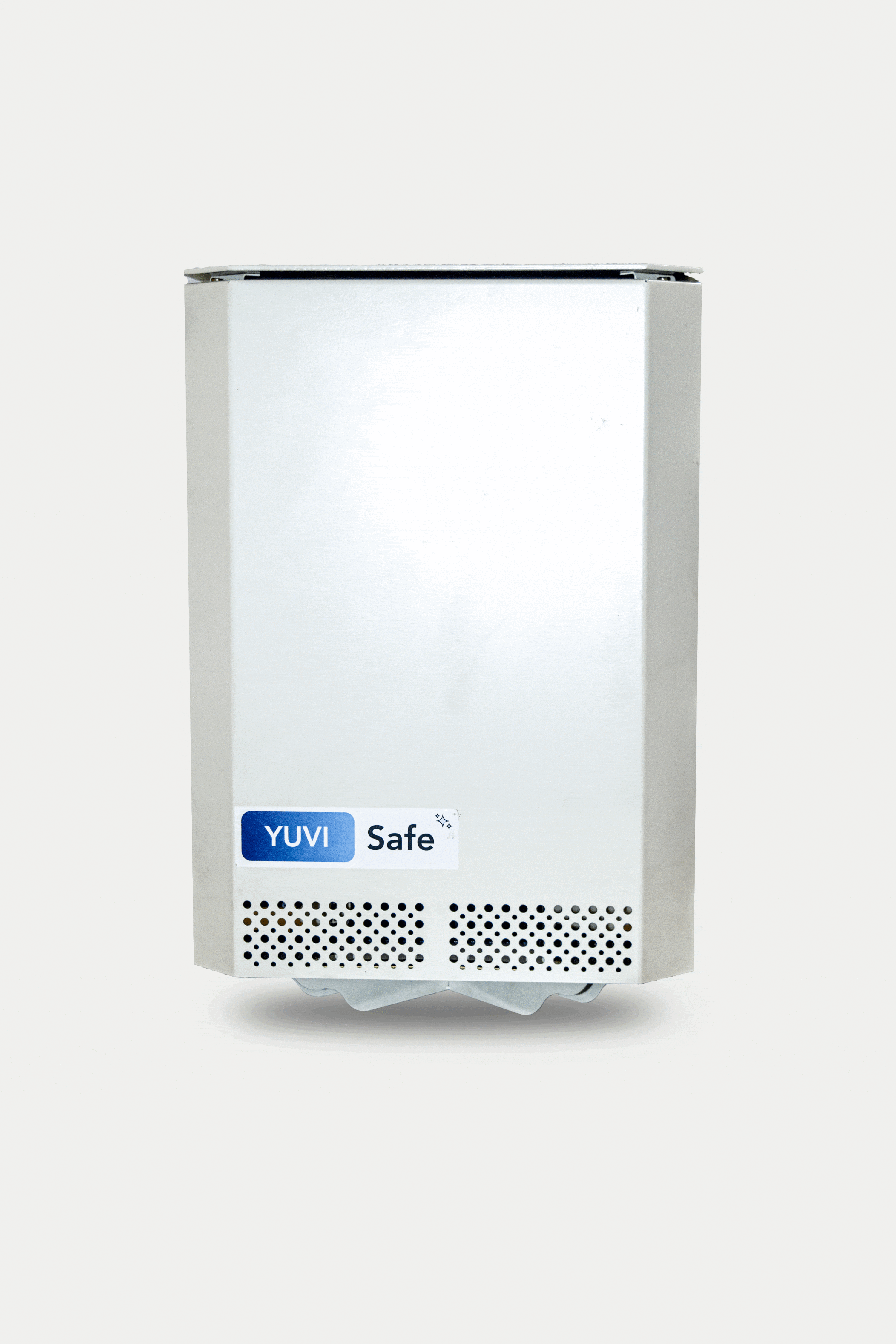 Yuvi safe - Mini air purifier with disinfector