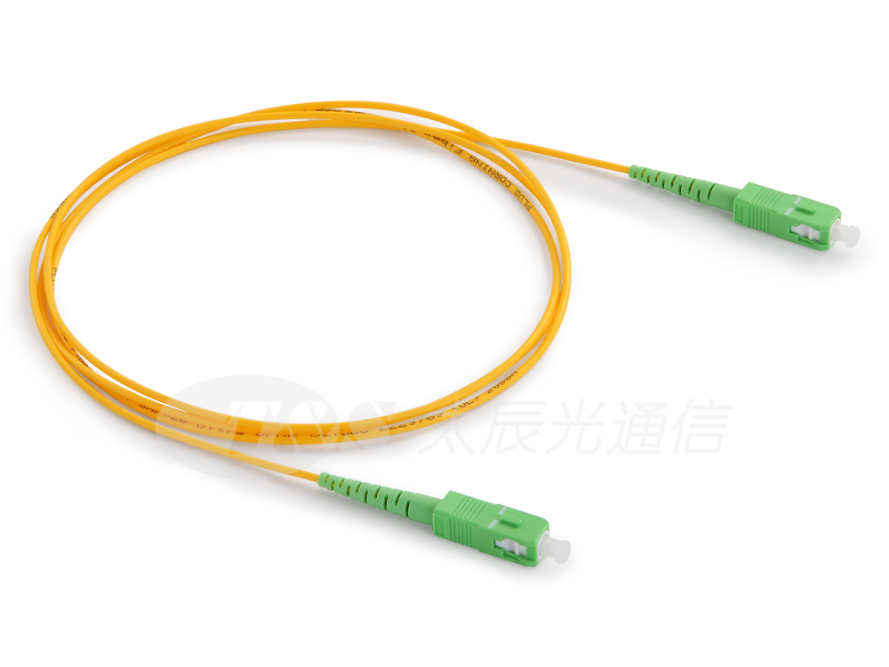 电信工业用电子连接器
