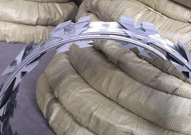 CBT-60 Razor Wire Concertina