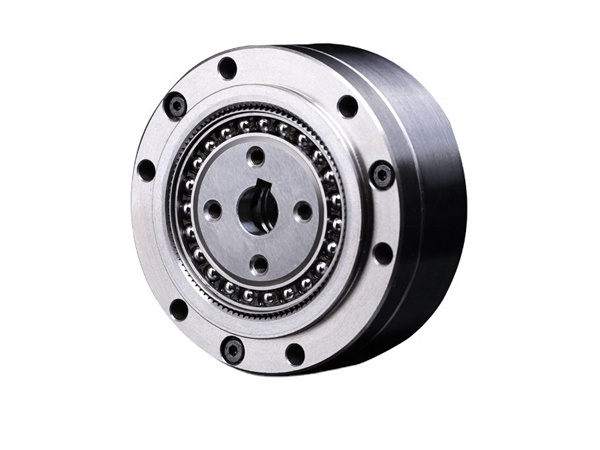 Compact Harmonic Strain Wave Reducer LSD