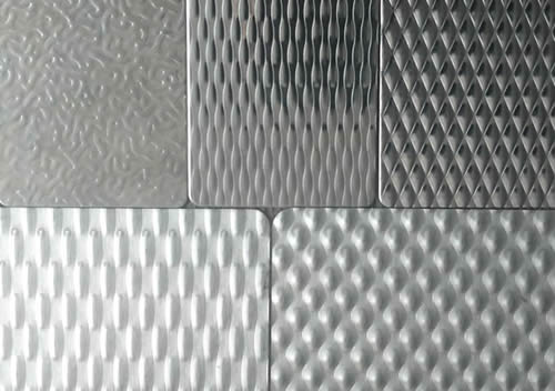 Checkered Aluminum Ceiling Plate